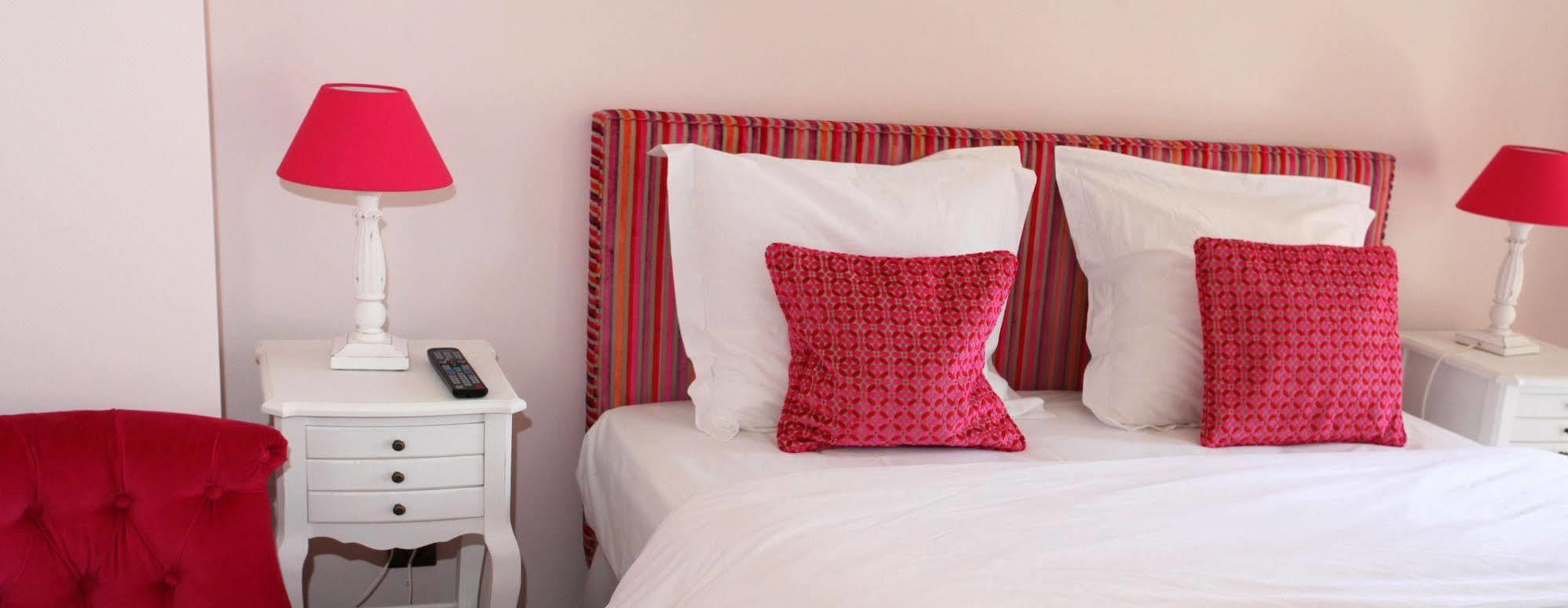 Saint Graal Bed & Breakfast Chamant Ngoại thất bức ảnh