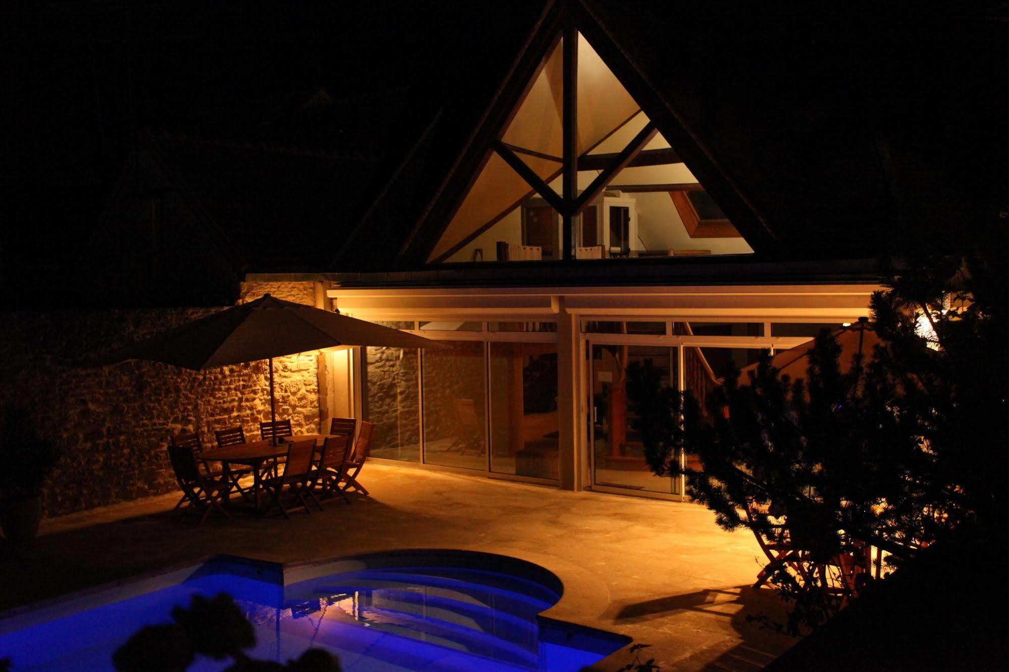Saint Graal Bed & Breakfast Chamant Ngoại thất bức ảnh