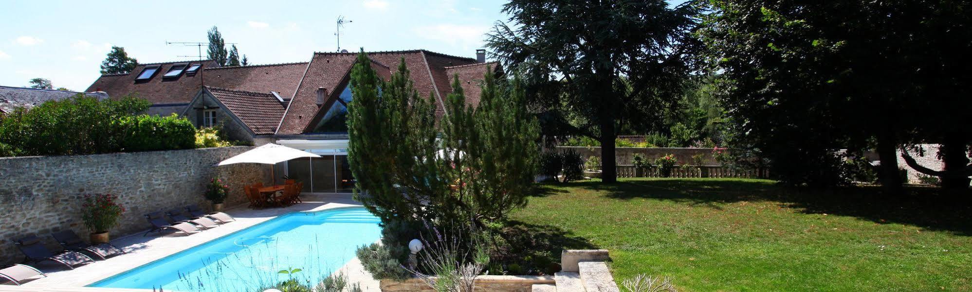 Saint Graal Bed & Breakfast Chamant Ngoại thất bức ảnh